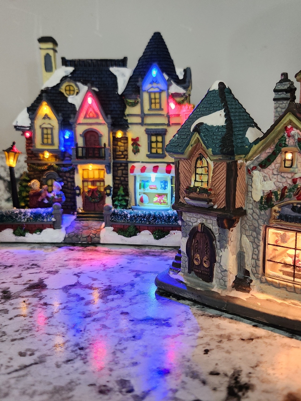 Vintage Style Porcelain Christmas Village Houses - Set of 3 Lighted